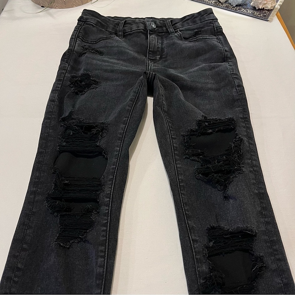 AE Forever Soft Ripped High-Rise Jegging Crop. Always Black. Size 6. NWOT. - Picture 6 of 9